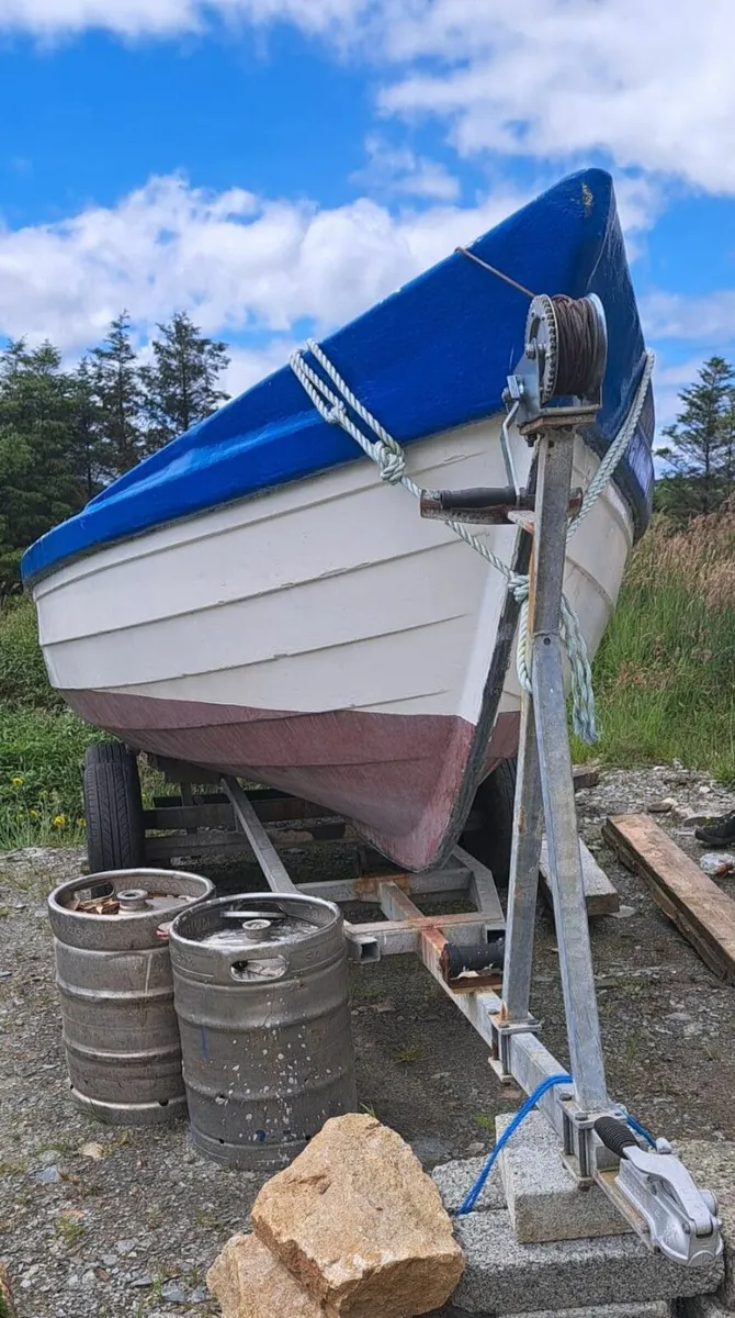 boat - Image 1