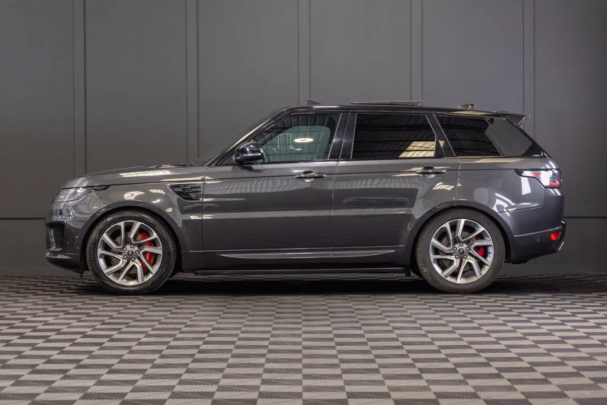 212 Range Rover Sport P400e Autobiography Dynamic - Image 3
