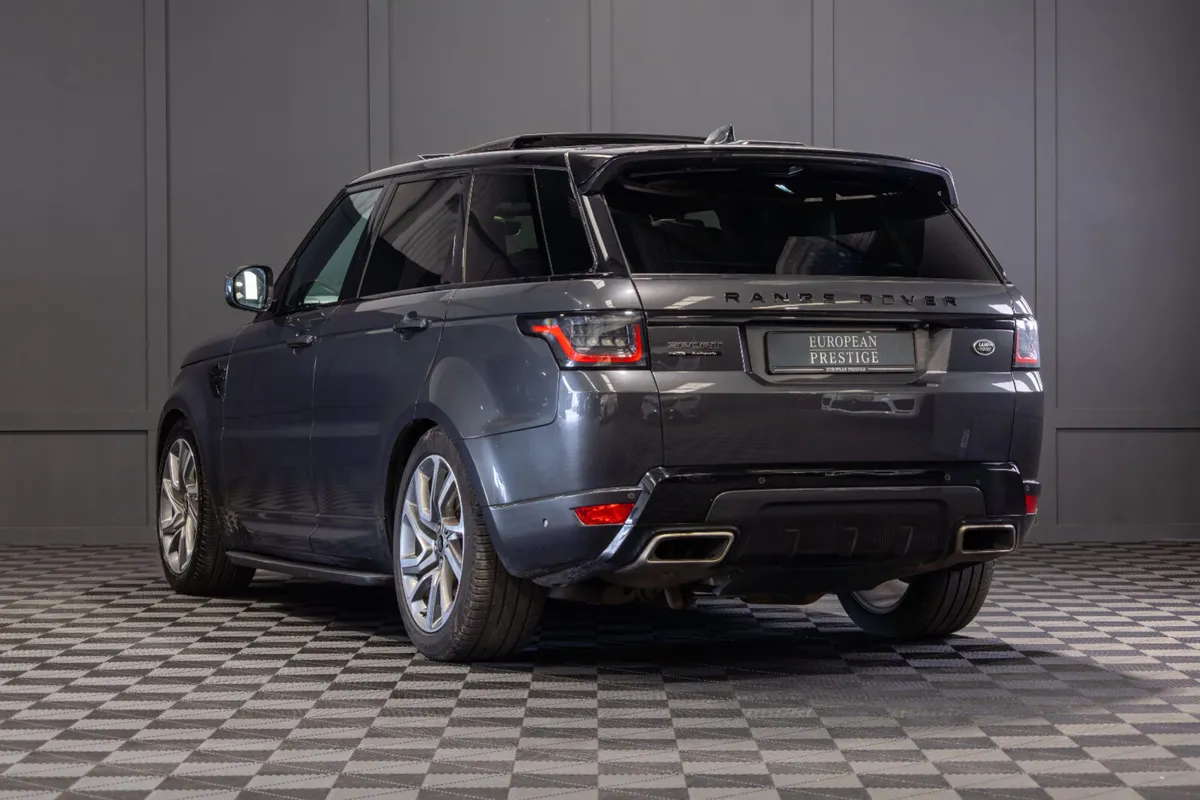 212 Range Rover Sport P400e Autobiography Dynamic - Image 4