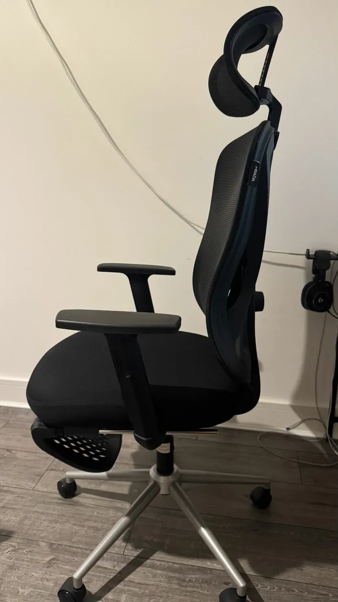HBADA P5 Ergonomic Office Chair with Footrest - Image 4