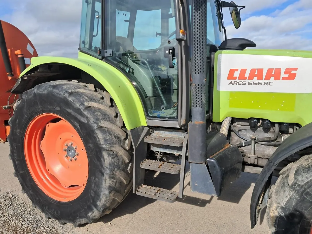 2006 CLAAS 656RC  Tractor - Image 4