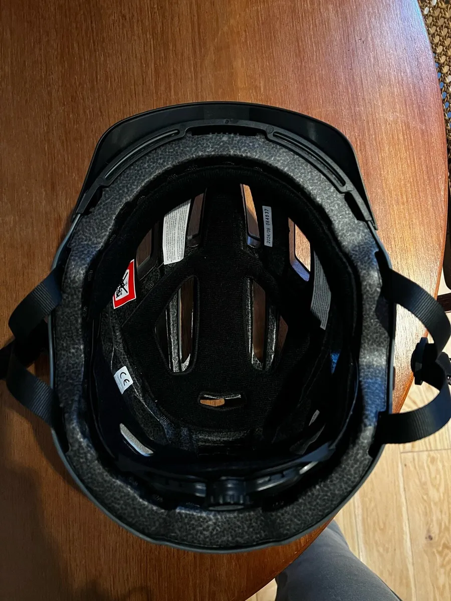 Bike Helmet - Image 4