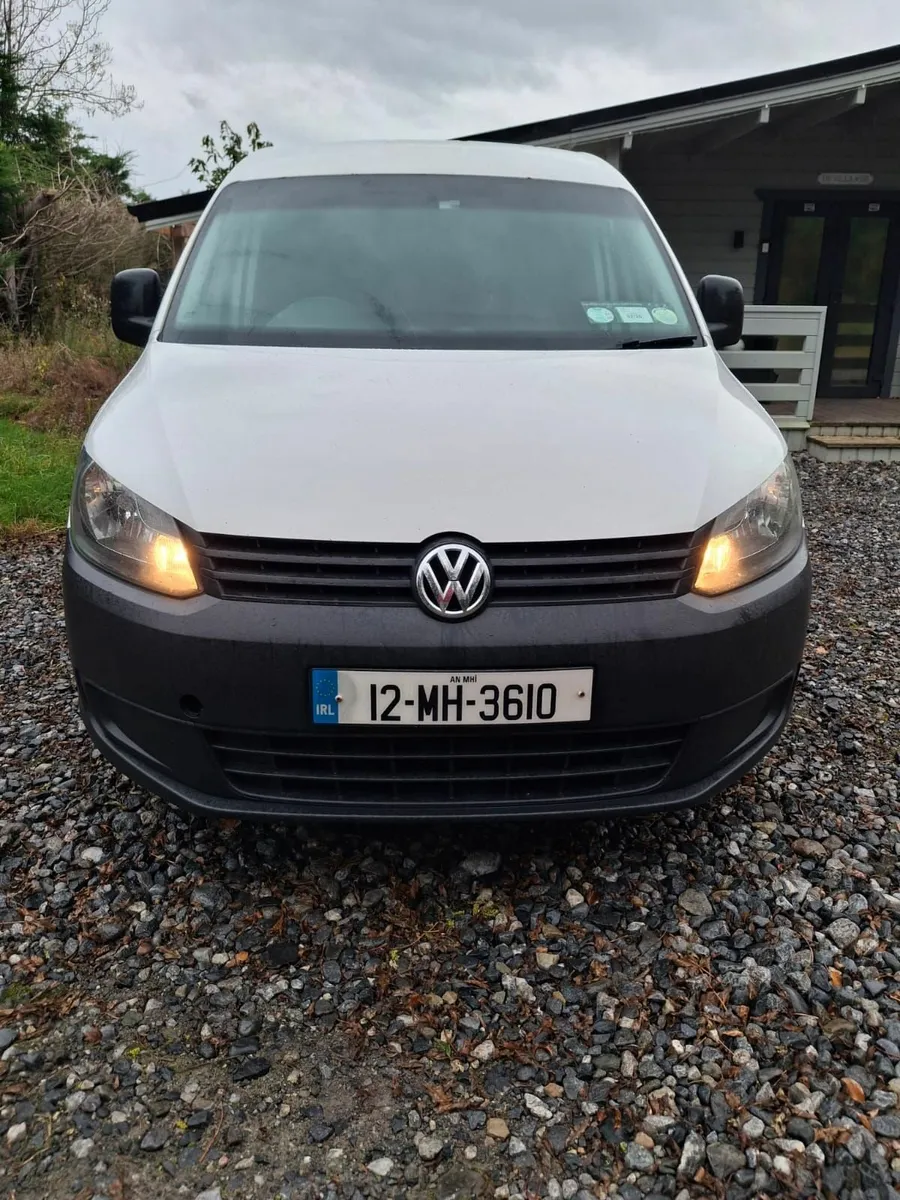 Volkswagen Caddy 2012 - Image 2