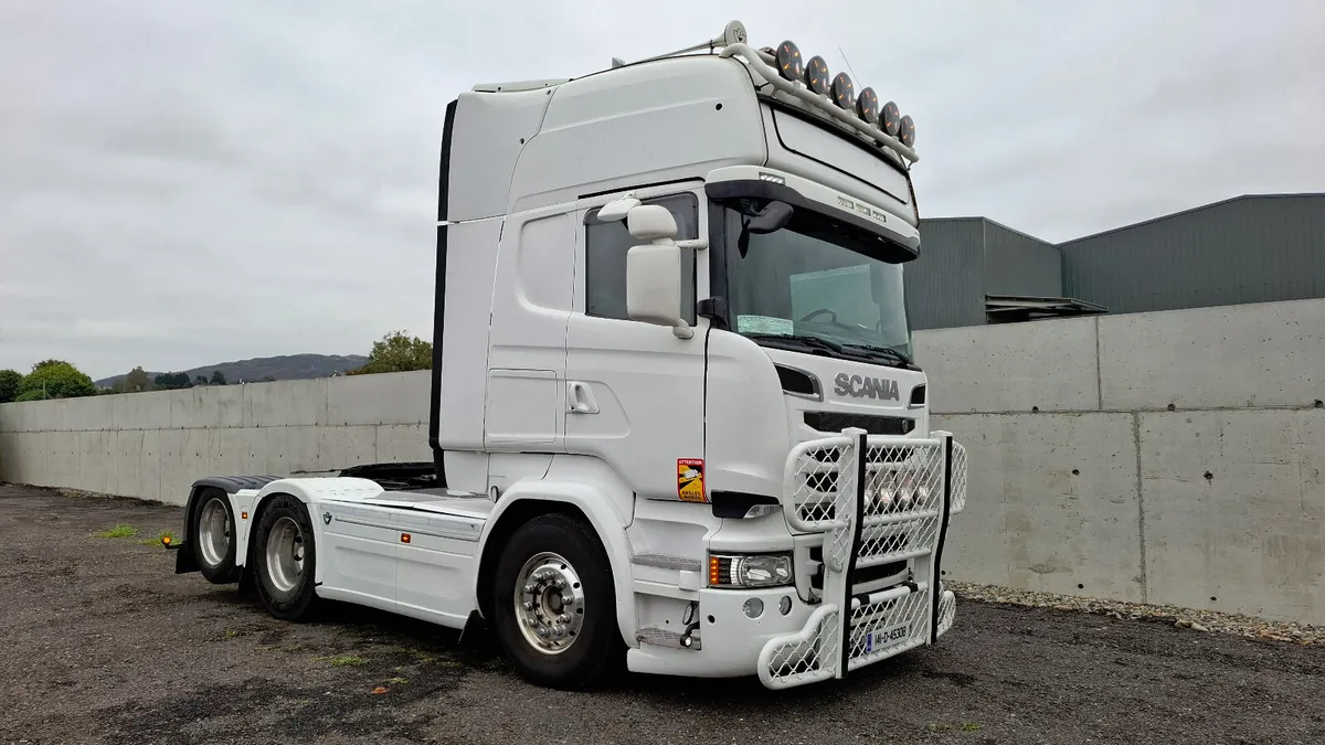 2014 Scaina R730 Top Line , 6x2 , Twin wheel Lift. - Image 4