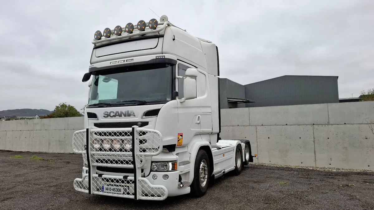 2014 Scaina R730 Top Line , 6x2 , Twin wheel Lift. - Image 3