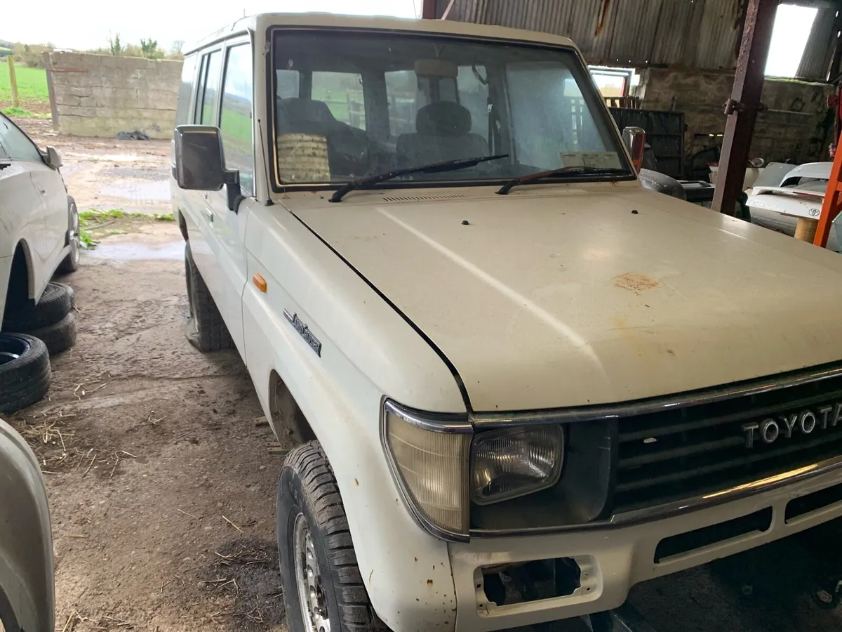 Toyota landcruiser 1992 2.4 jap - Image 2