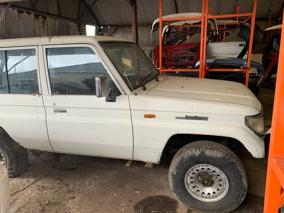 Toyota landcruiser 1992 2.4 jap - Image 3