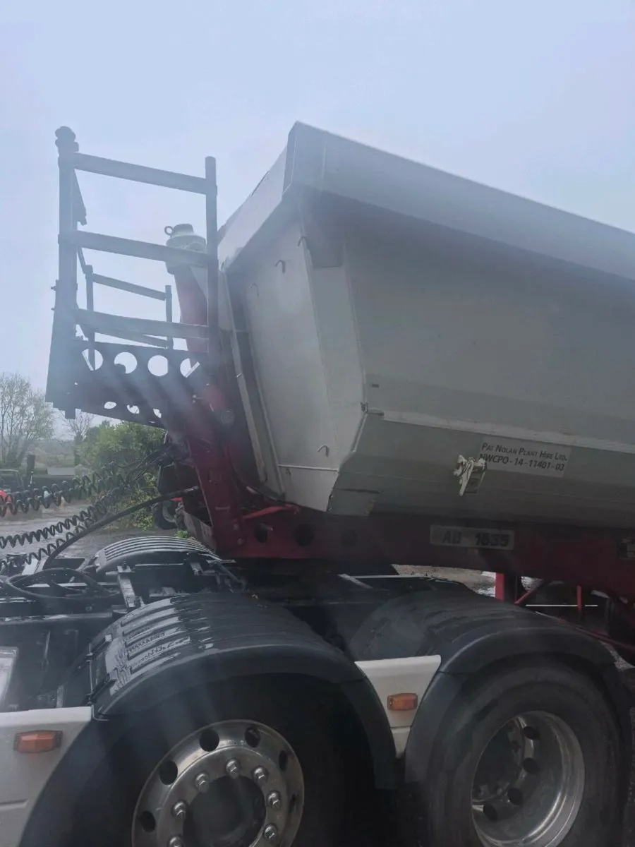 Schmitz tipping trailer - Image 3