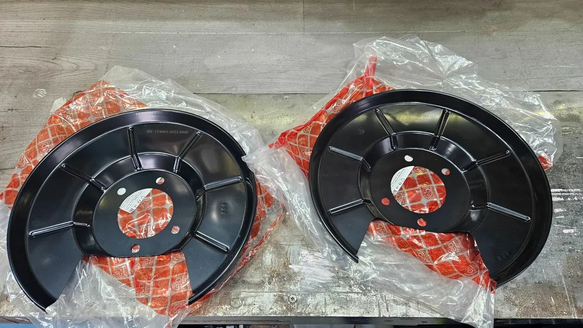 Ford S-Max rear brake dust guards - Image 1