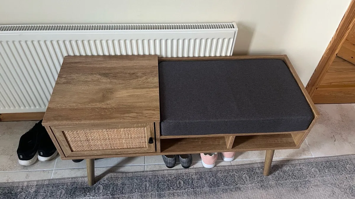 Shoe storage bench - Image 2