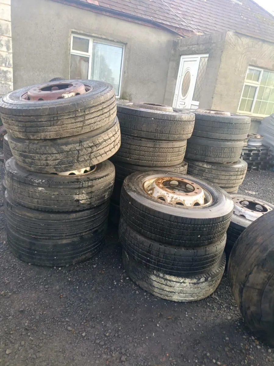 Truck and trailer wheels - Image 1