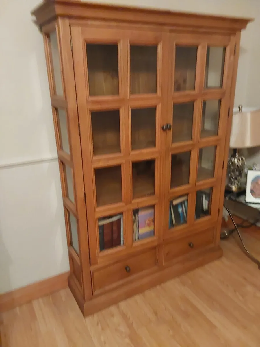 Furniture - Image 3