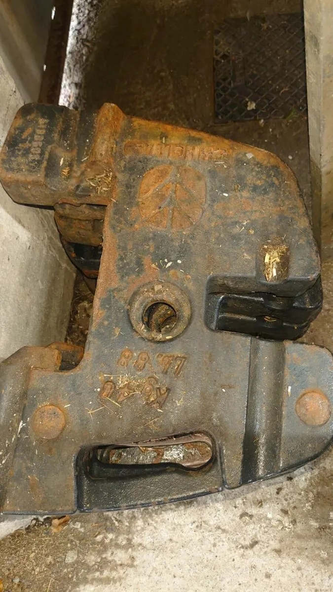 Weights for ford new Holland and  glass guard - Image 4