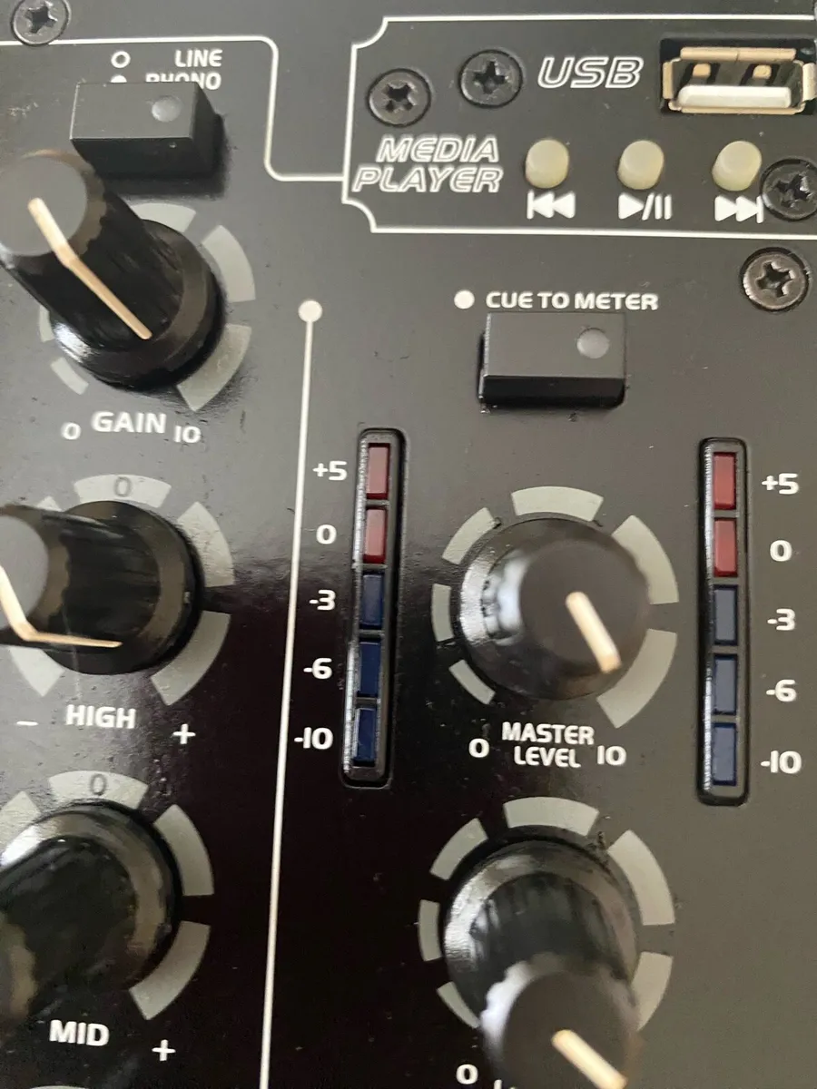 Omnitronic DJ Mixer - Image 4