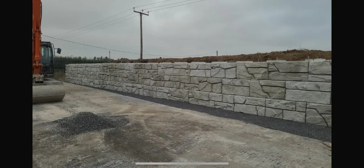 Concrete Retaining Wall Blocks - Image 1