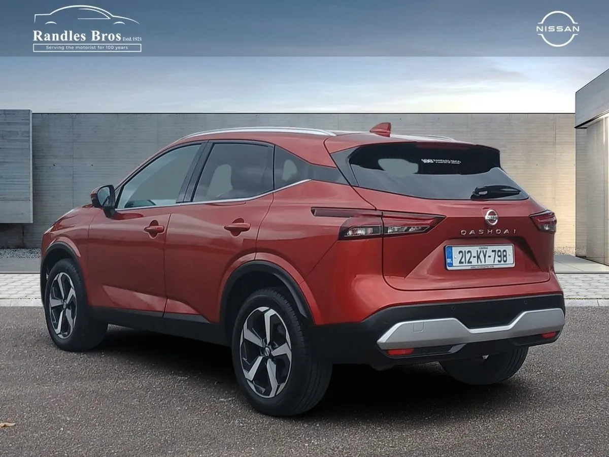 Nissan QASHQAI 1.3 PET Mild Hybrid SV Premium CVT - Image 4