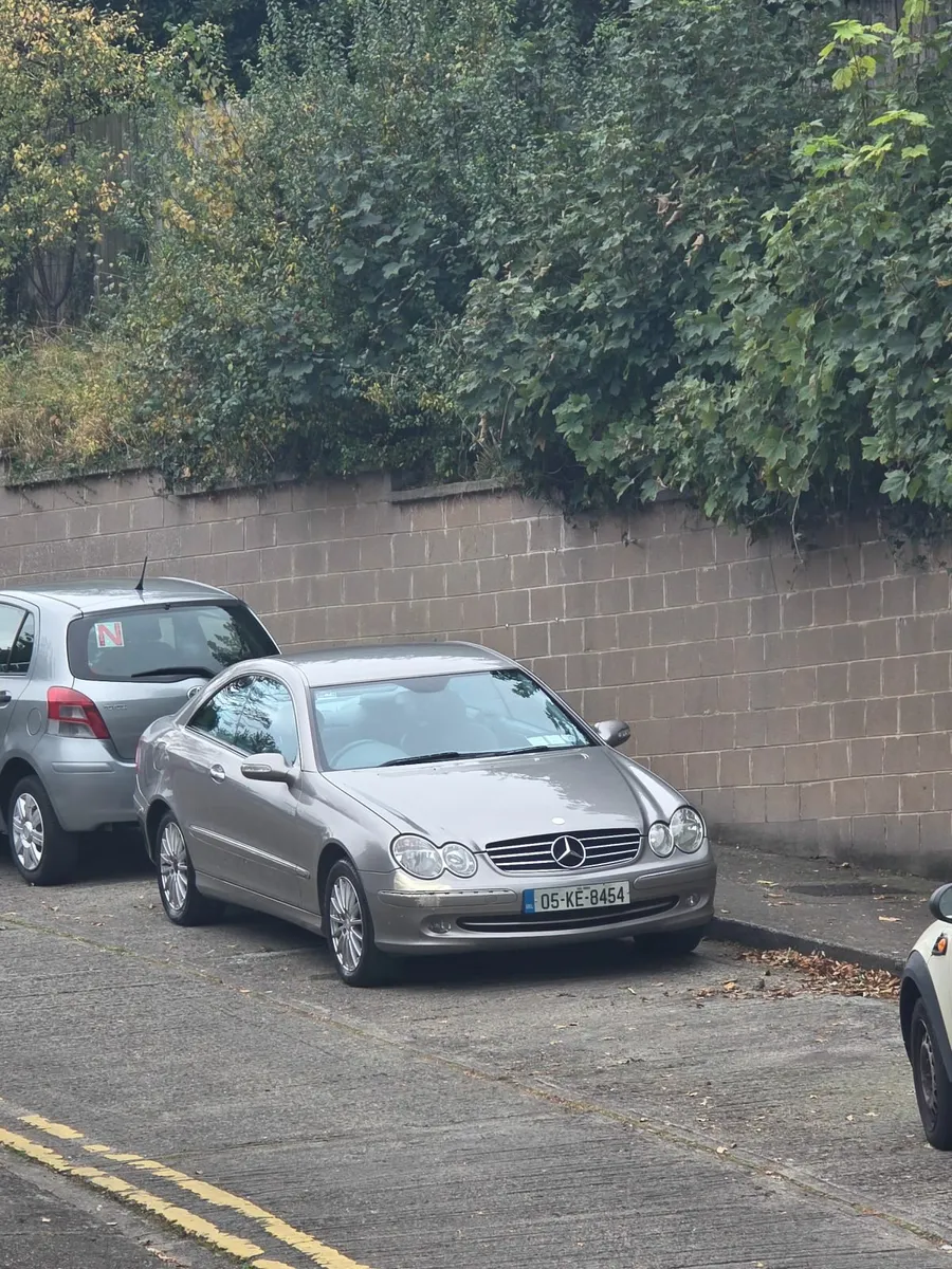 Mercedes-Benz CLK 2005 - Image 1