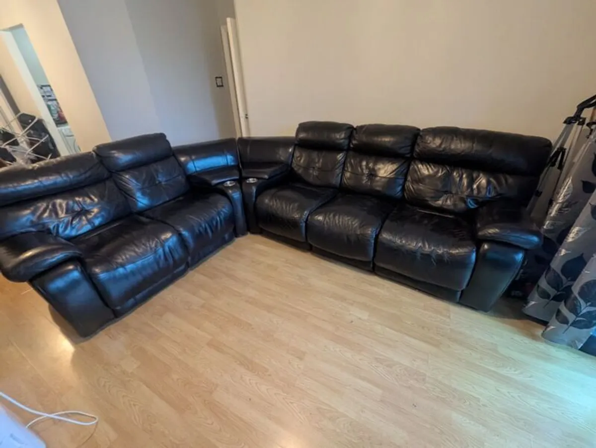 Large corner leather sofa - Image 1
