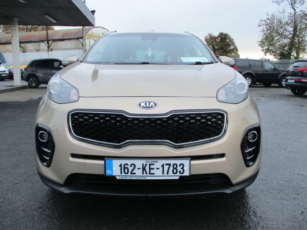 Kia Sportage 1.7 CRDI EX 5 SEAT 1 OWNER - Image 2