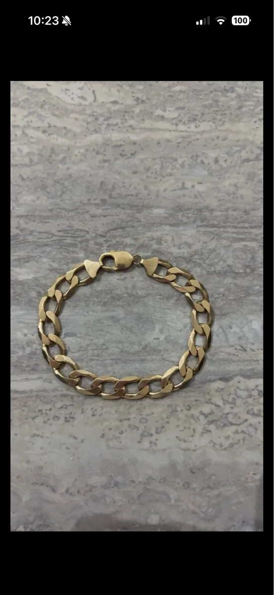 Gold bracelet - Image 1