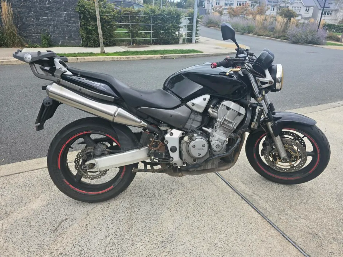 Honda Hornet 900 - Image 2