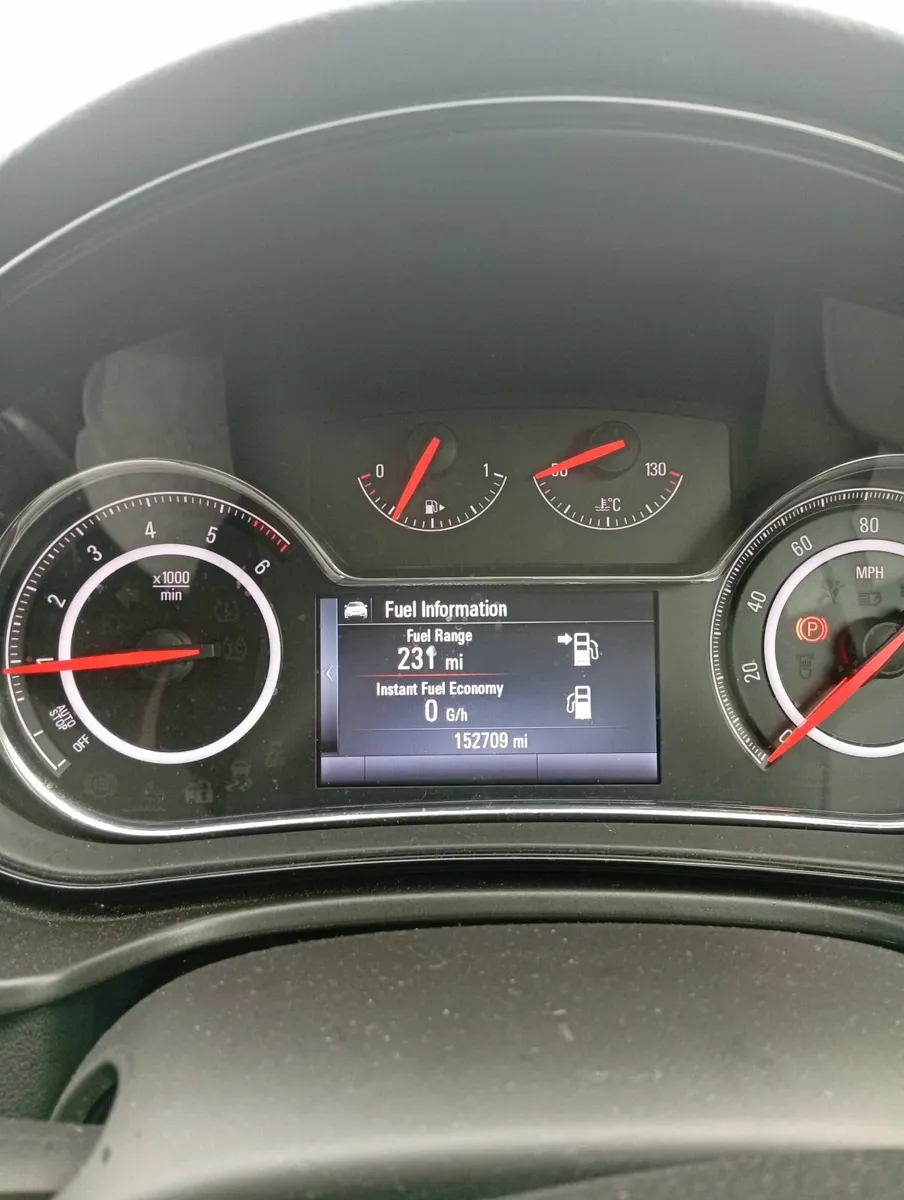 Vauxhall Insignia 2014 - Image 1