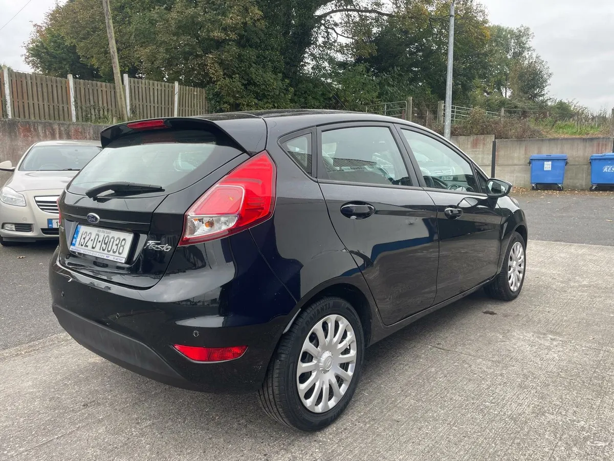 Car - Image 4