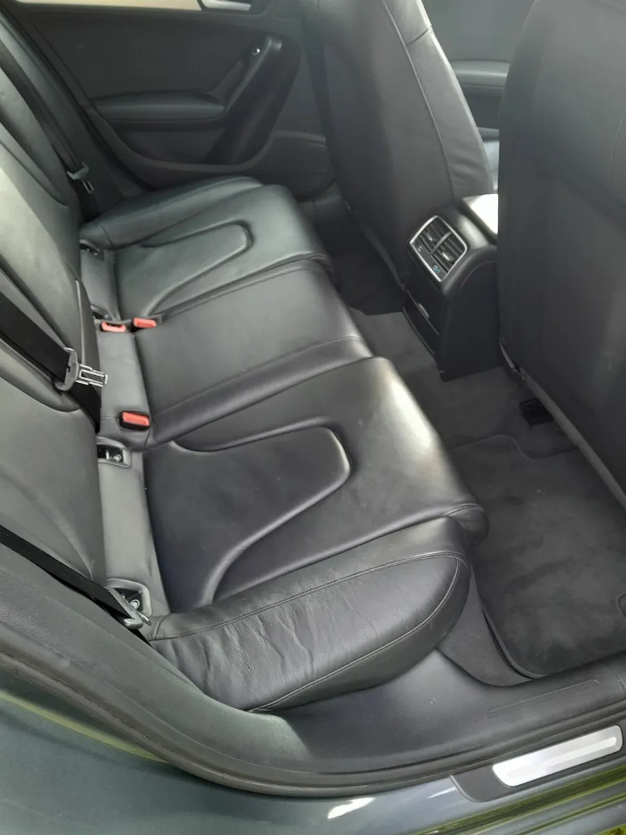 Audi A4 2015 - Image 4