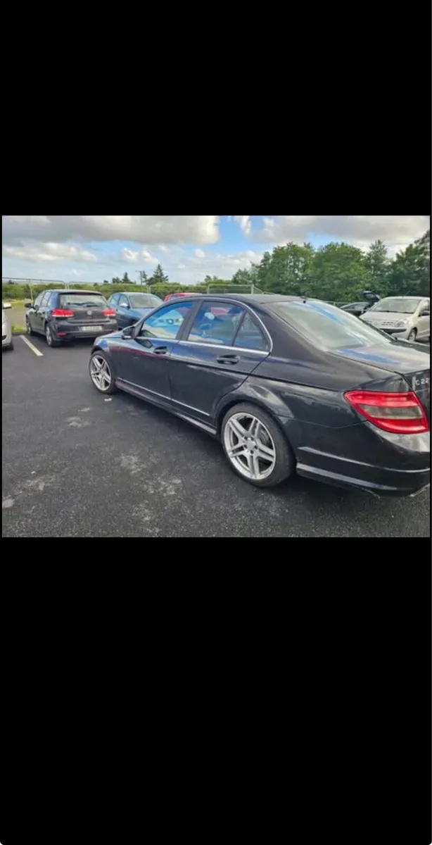 Mercedes C220 - Image 2