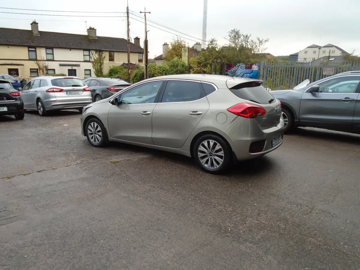 Kia Ceed 2017 - Image 3