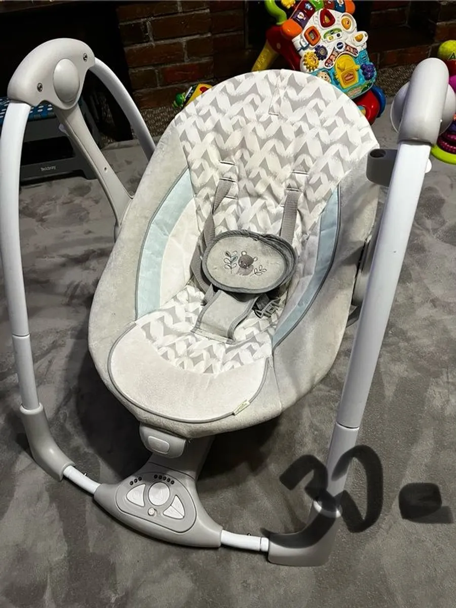 baby stuff - Image 1