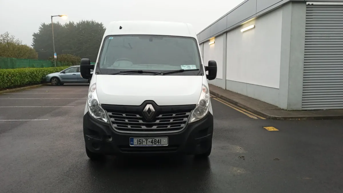 RENAULT MASTER 2015 / 2.3 DIESEL / MANUAL - Image 2