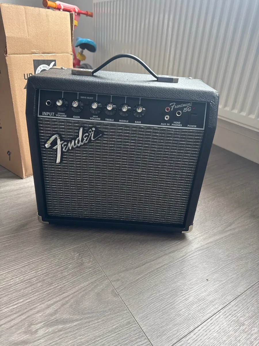 Fender frontman 15g amp - Image 1