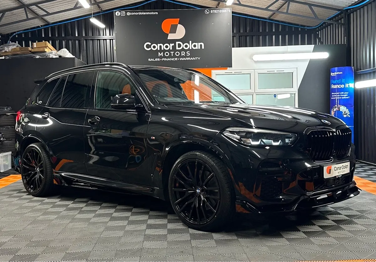 BMW X5 30D M Sport XDrive (Ni From new- VAT QUAL - Image 1