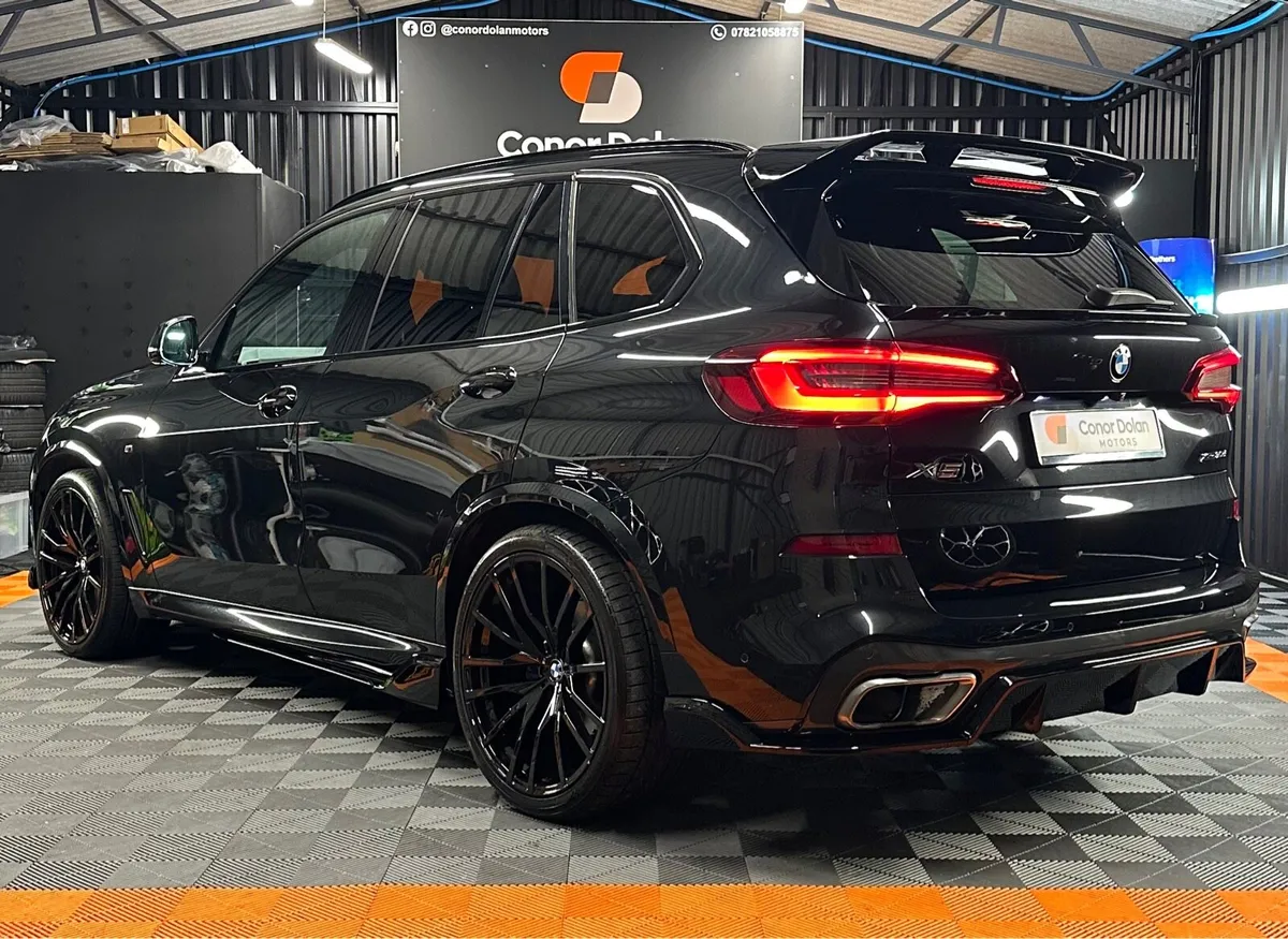 BMW X5 30D M Sport XDrive (Ni From new- VAT QUAL - Image 3