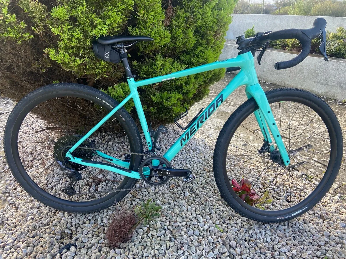GRAVEL BIKE - Image 2