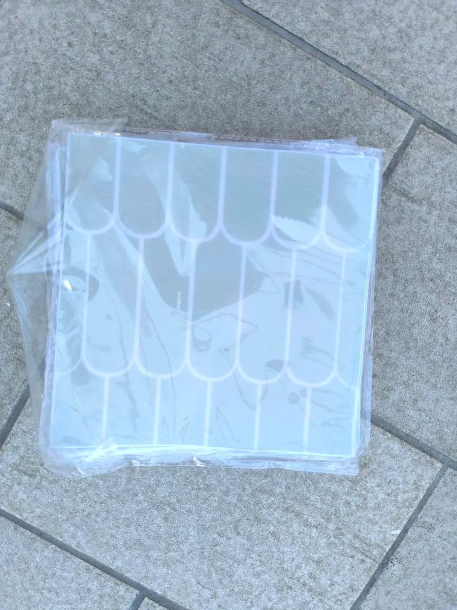 Adhesive Tiles - Image 3