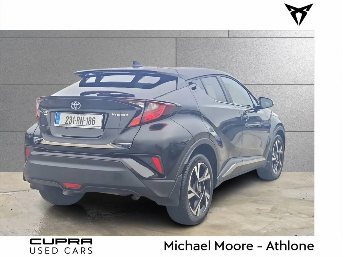 Toyota C-HR 1.8 Hybrid Sport - Image 4