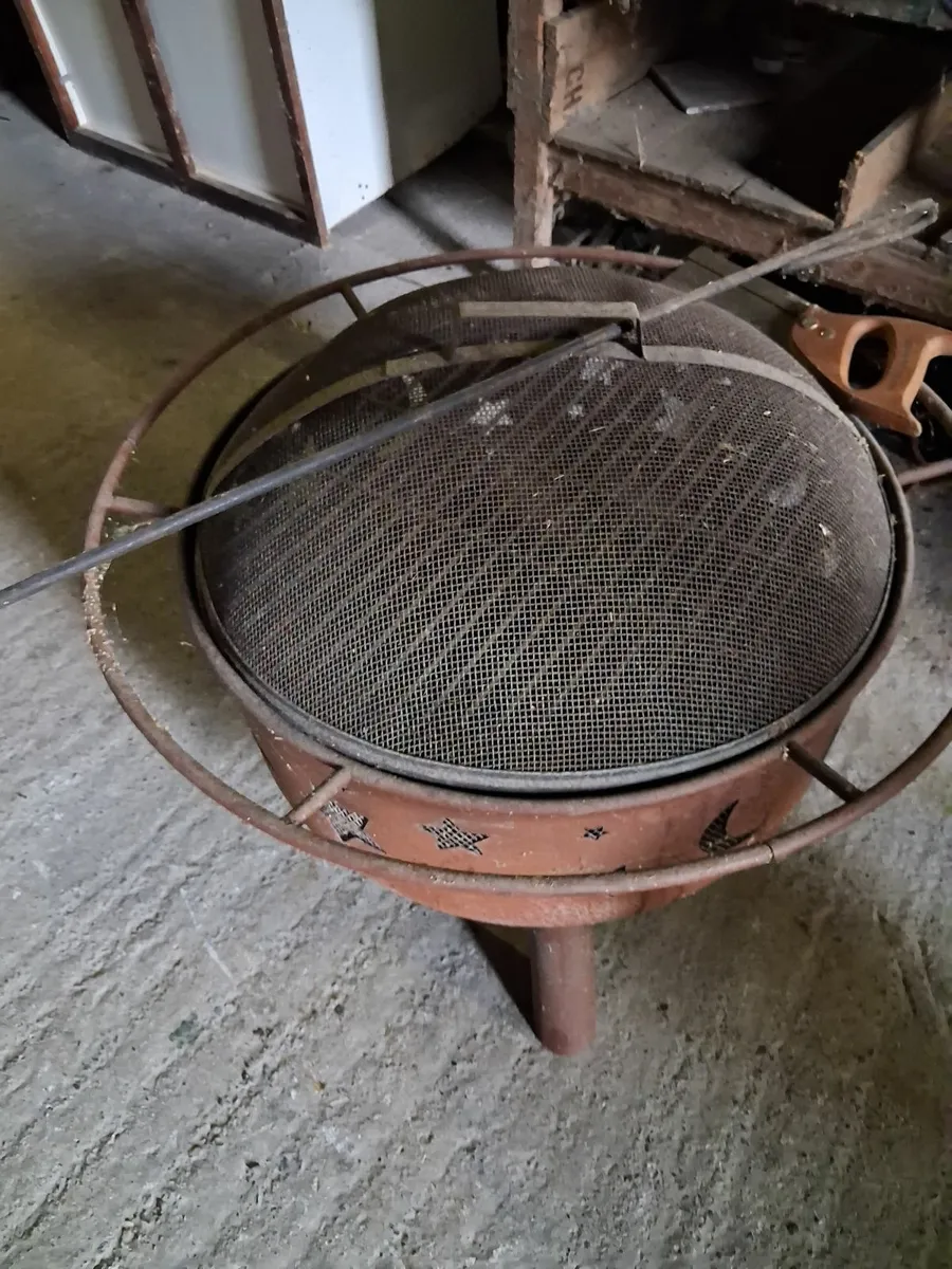 fire pit - Image 2