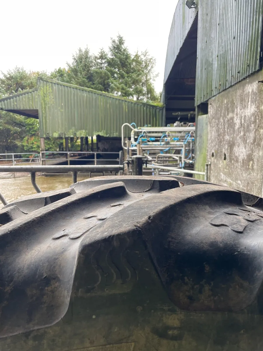 BKT 600/65R38 Tractor Tyre - Image 3