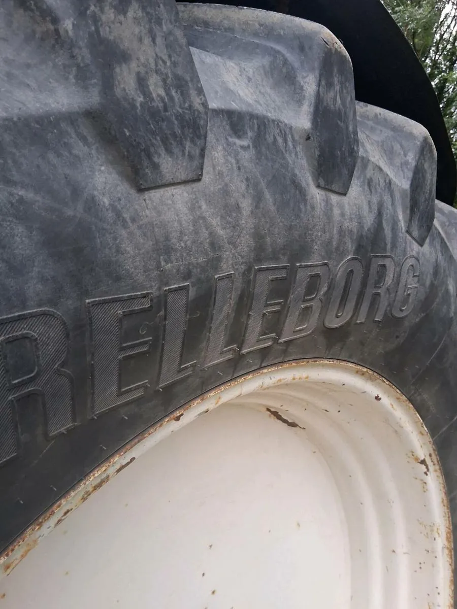 New Holland 42" and 30" Wheels - Image 4