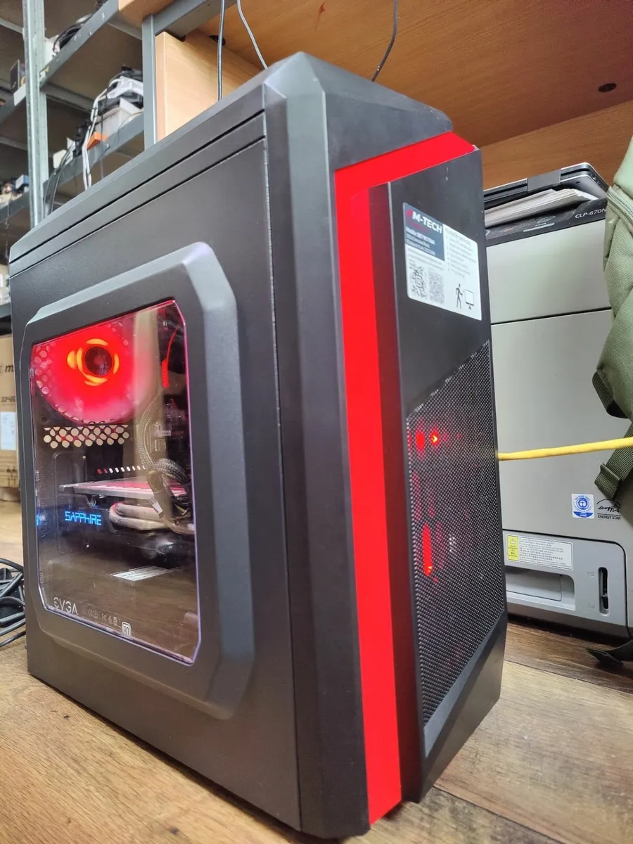 Custom Gaming PC Ryzen 5/16GB DDR4/Radeon RX 570/S - Image 1