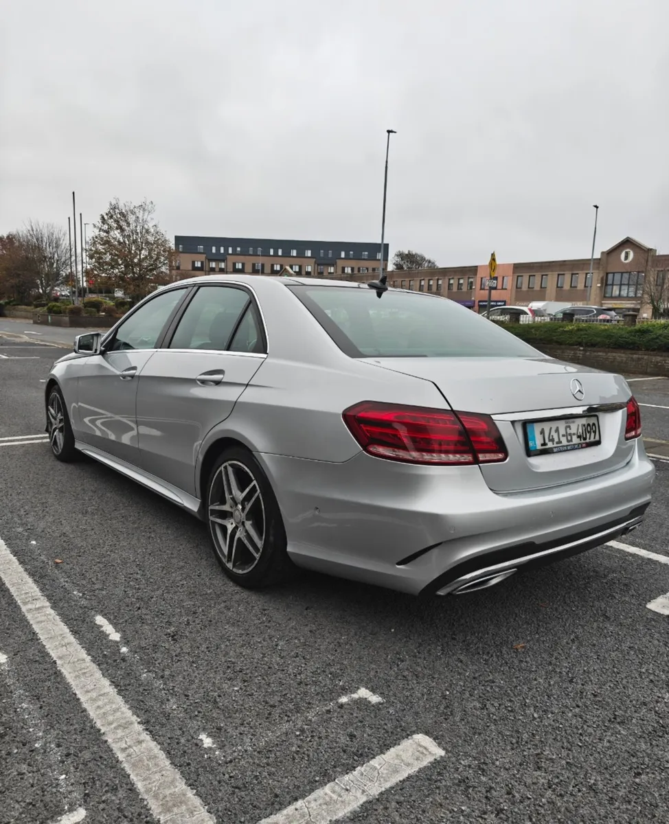 Mercedes-Benz E300 AMG Sport - Image 3