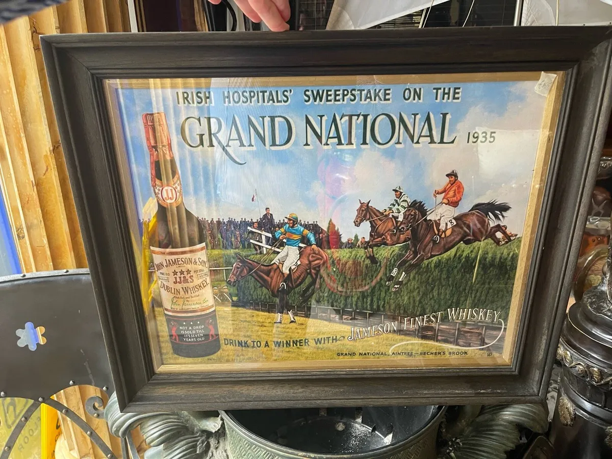 Irish 🇮🇪 pub memorabilia - Image 2