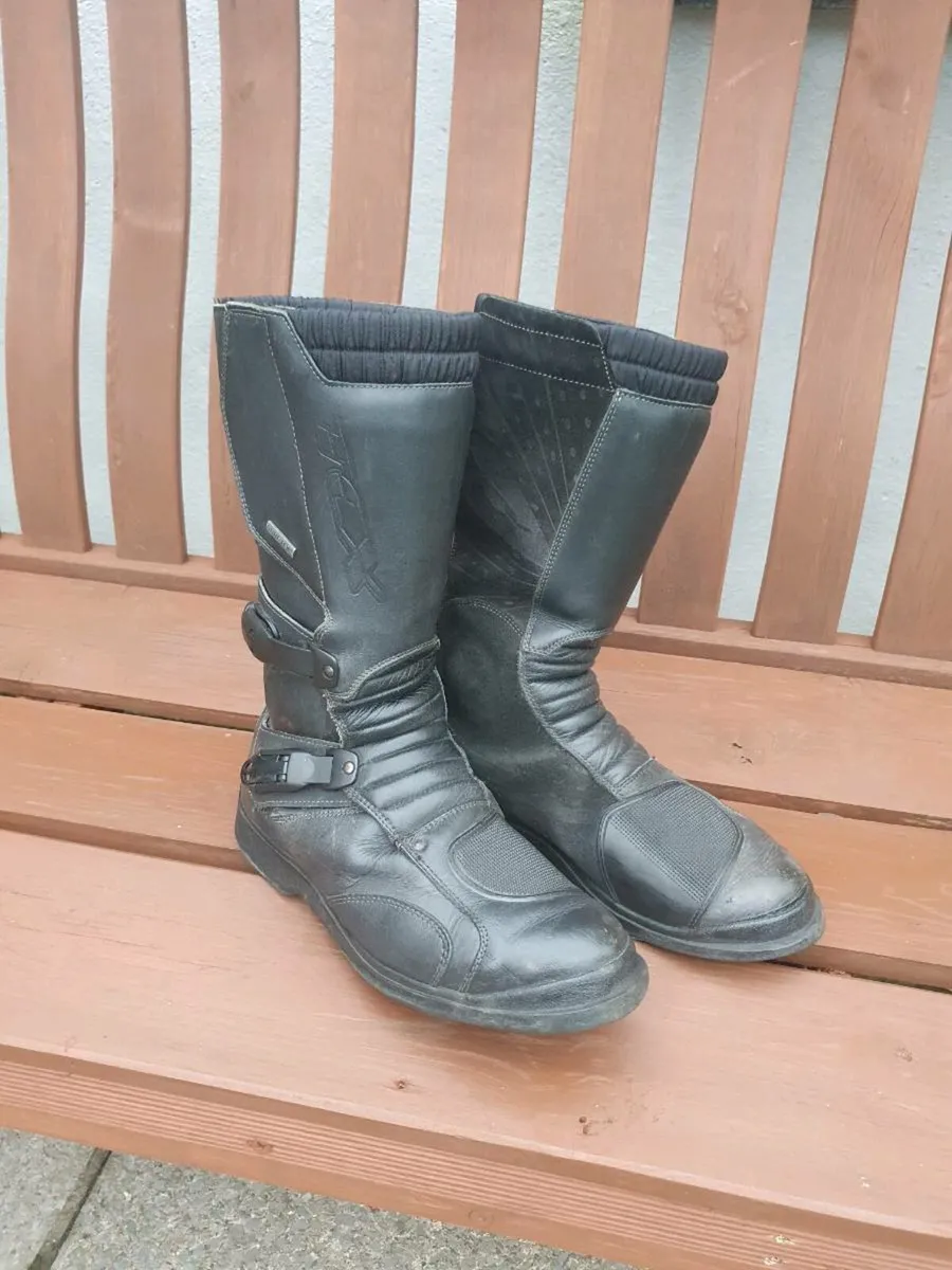 Motorcycle boots - Image 1