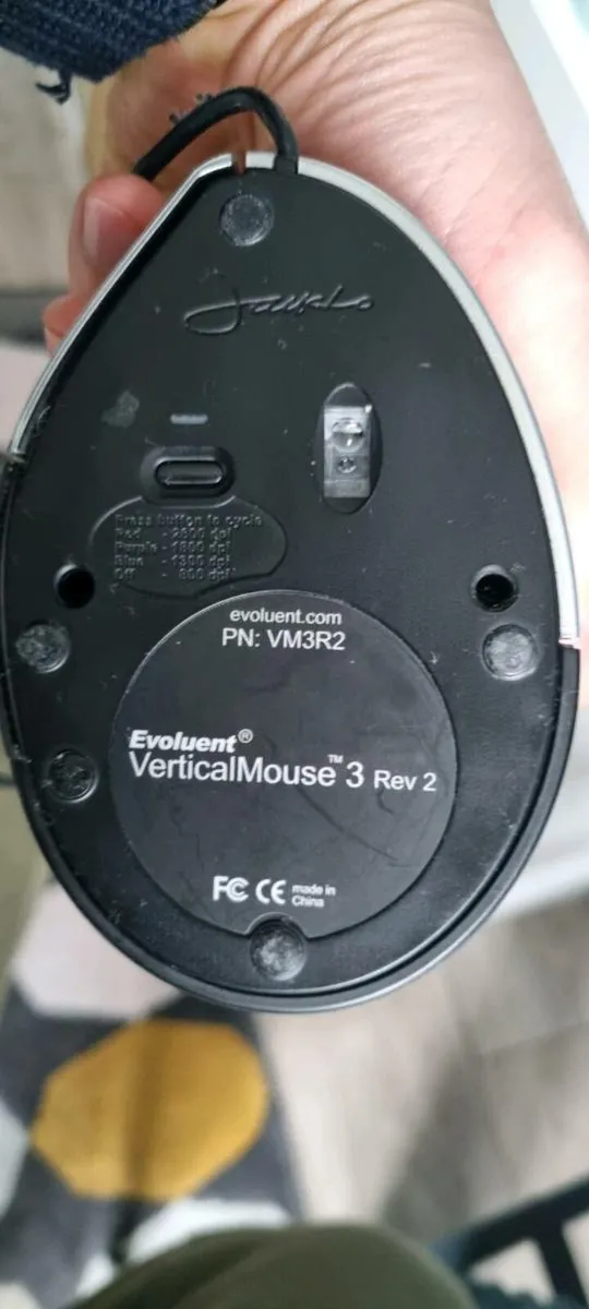 VerticalMouse 3 Rev 2 Wired Right Handed - Image 4