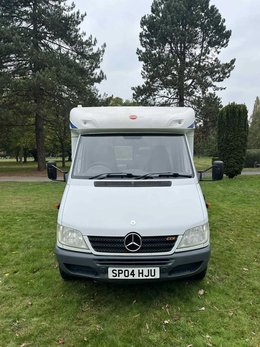 Mercedes-Benz Sprinter burstner automatic - Image 2