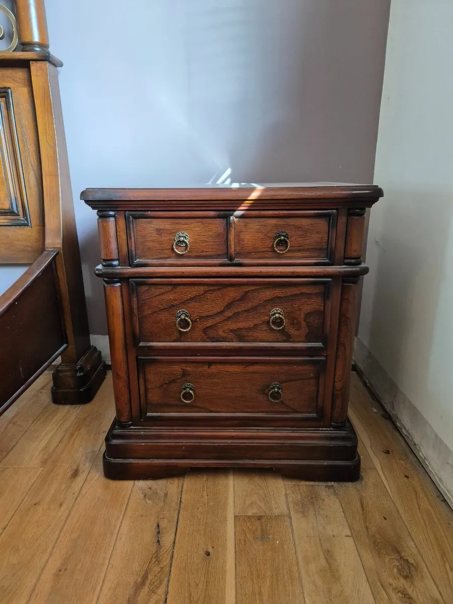 Bedroom furniture - Image 3