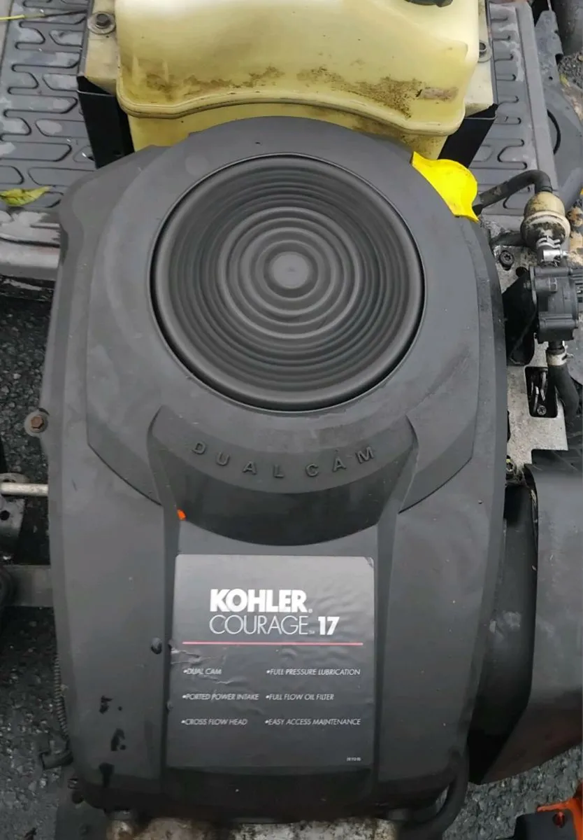 Ride on lawnmower 17hp - Image 3