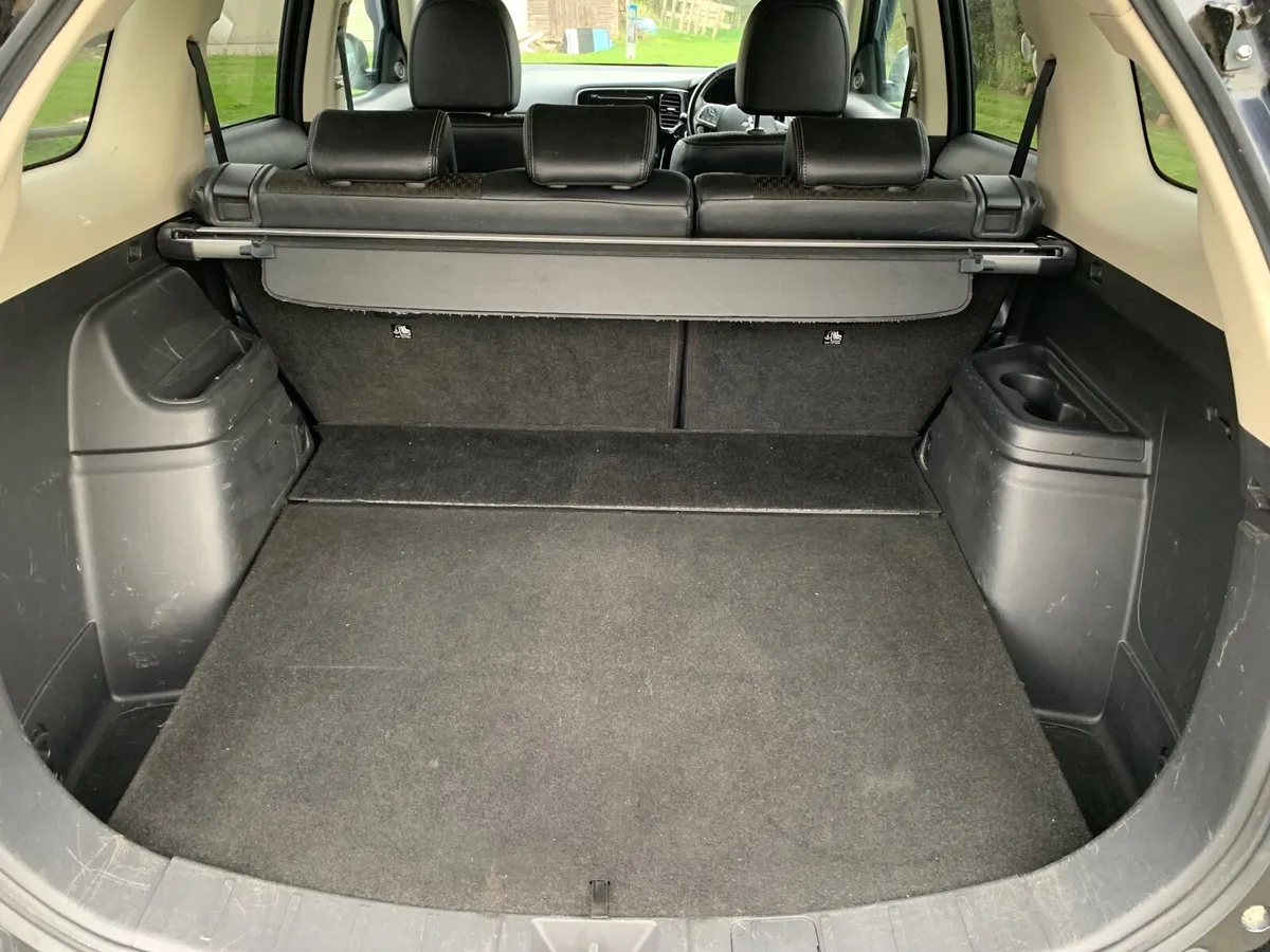 Mitsubishi Outlander 2014 - Image 4